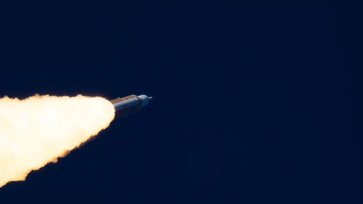 Artemis II Zabeležio Fotografiju Zemlje Kao Srp — Orion Sprema Put Ka Mesecu