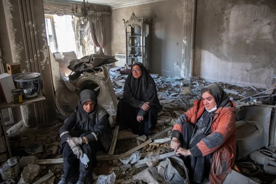 Kako Iranci Vide Sukob: Isključen Internet, Memovi I Spremnost Da Pomognu Pilotu