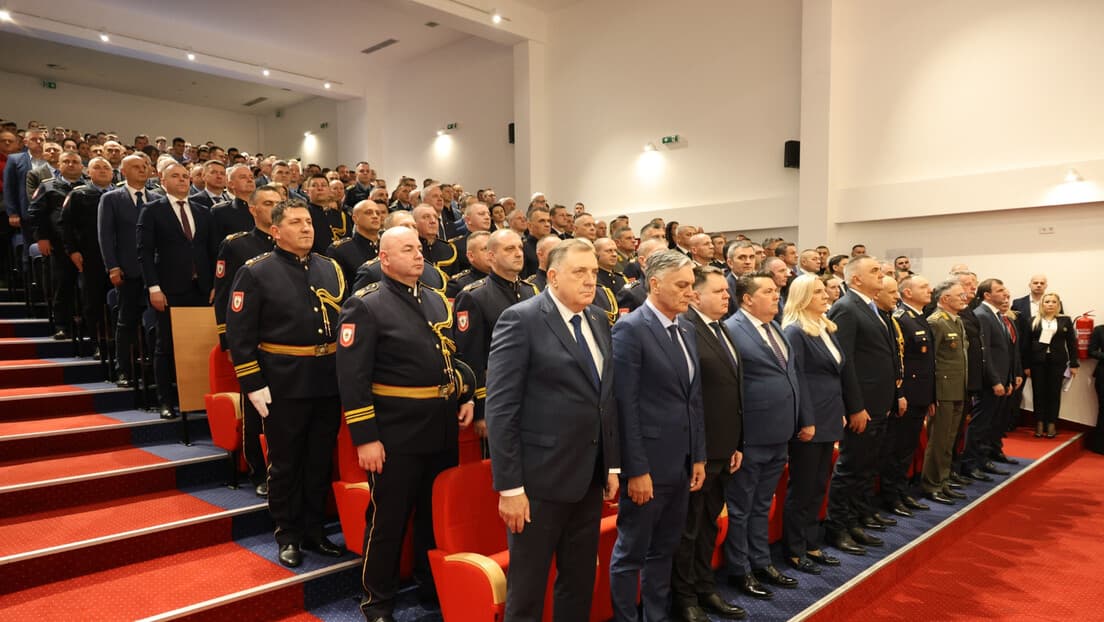 Dan policije Republike Srpske obeležen u Zalužanima — pokazne vežbe i delegacije iz Srbije i Rusije