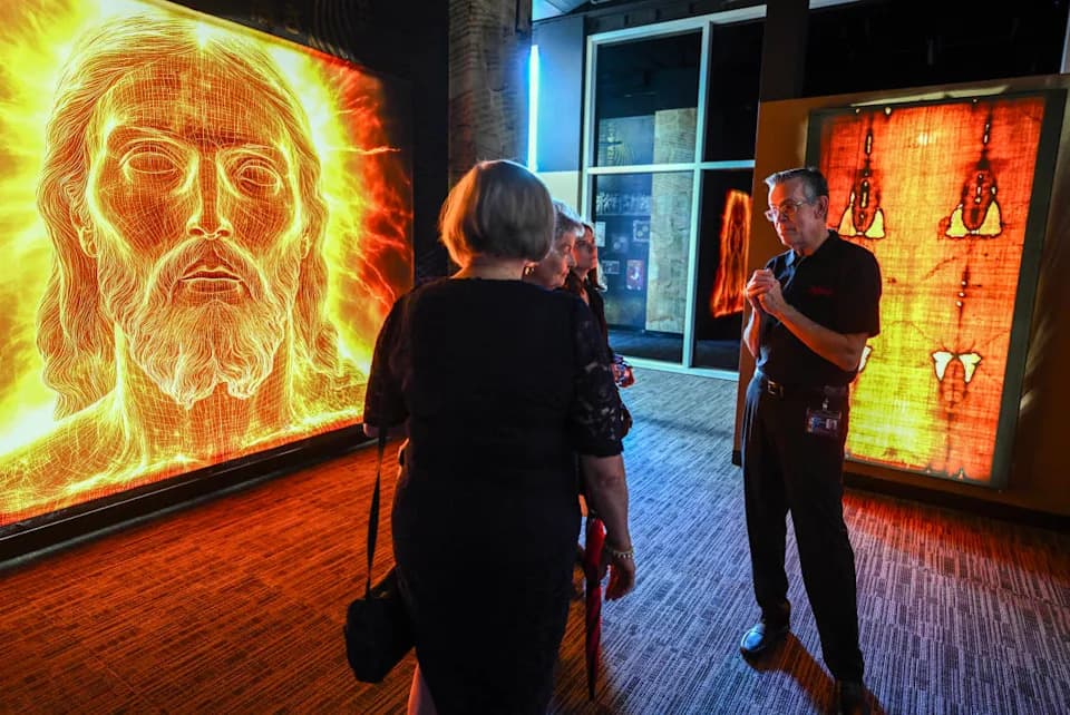 Analiza DNK Turinskog Pokrova Otkriva Neočekivane Genetske Tragove — Indijski I Bliskoistočni Učestali Podaci