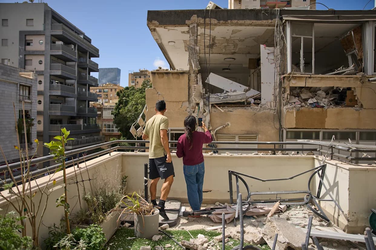 Hezbollah, Huti i Iran Koordinisano Gađali Izrael — Izraelski Udari Pogađaju Liban; Više Od 1.400 Žrtava