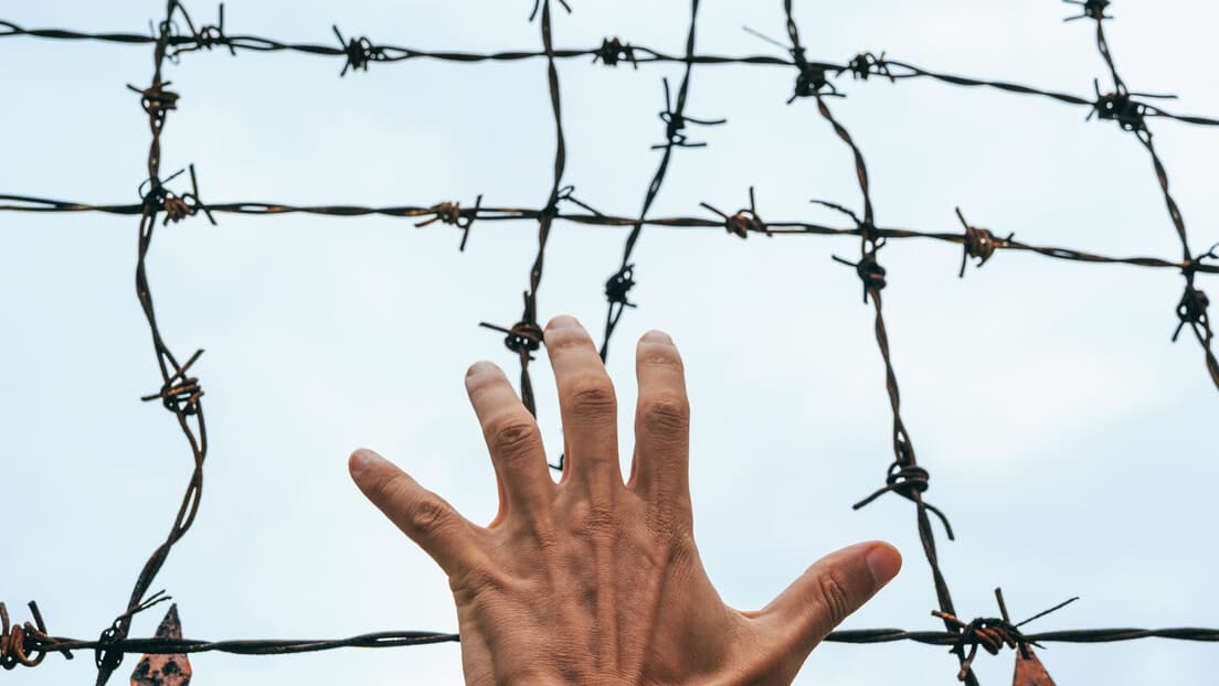 Crna Gora Planira Isplatu 17 Miliona Evra Za Morinj, Dok Žrtve "Lore" Traže Pravdu