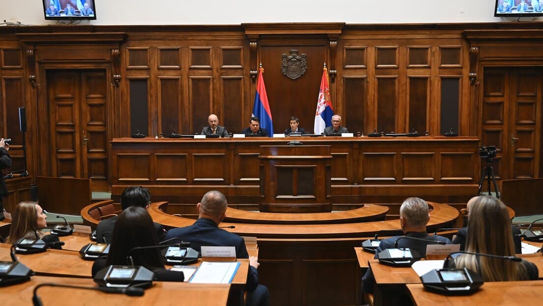 Brnabić Sazvala Vanrednu Sednicu: Predlog O Nepoverenju Vladi Na Dnevnom Redu