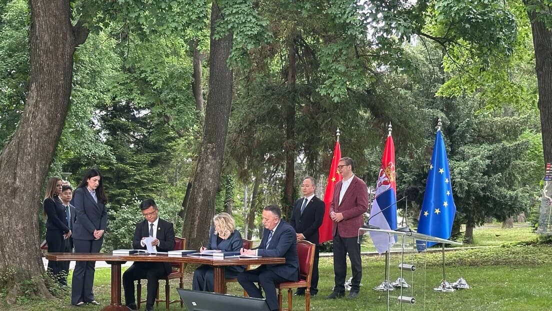 Potpisani Ugovori Za Izgradnju Puta 'Vožd Karađorđe' — Projekat Vredan 1,3 Mlrd €