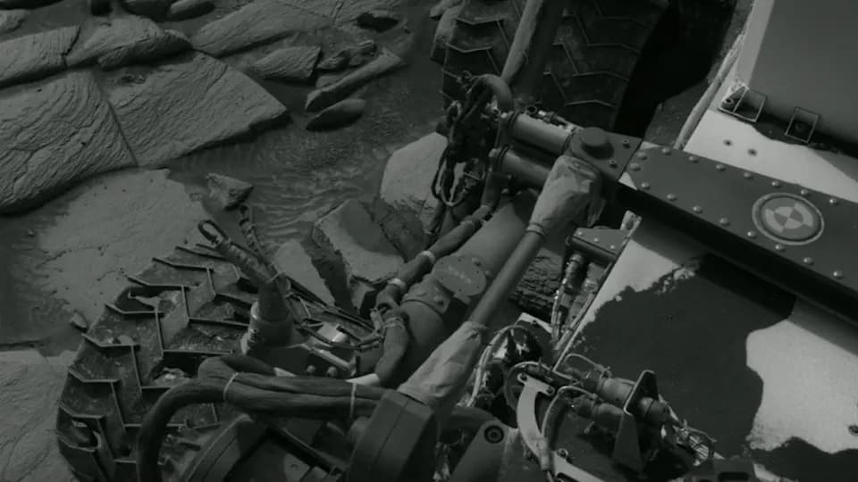 Šta je šest godina vožnje po Marsu uradilo točkovima rovera Curiosity? (video)