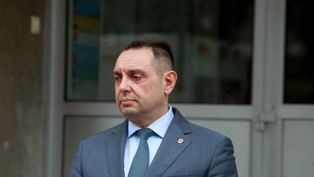 Vulin Pozvan u Moskvu: Predsednik Pokreta socijalista Na Paradi Pobede 9. maja