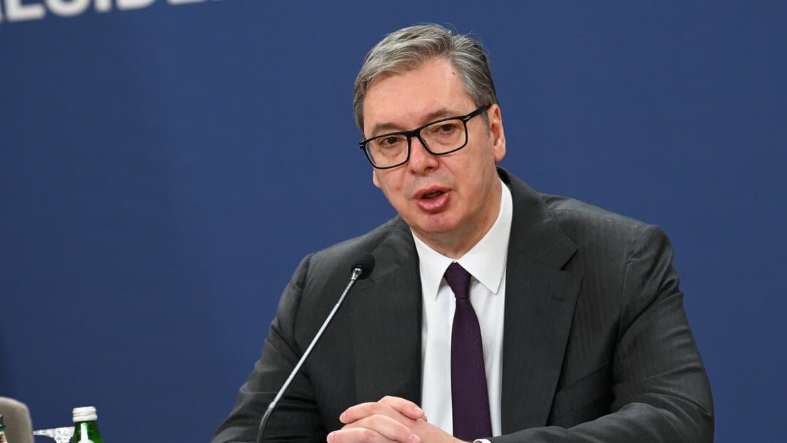 Vučić Ide U Azerbejdžan Pa U Kinu — „To Je Kruna Moje Karijere“