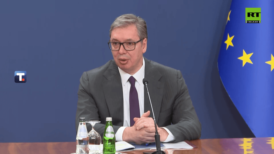 Vučić najavio novi zakon protiv policajaca koji štite kriminalce — intenzivna potraga na Senjaku