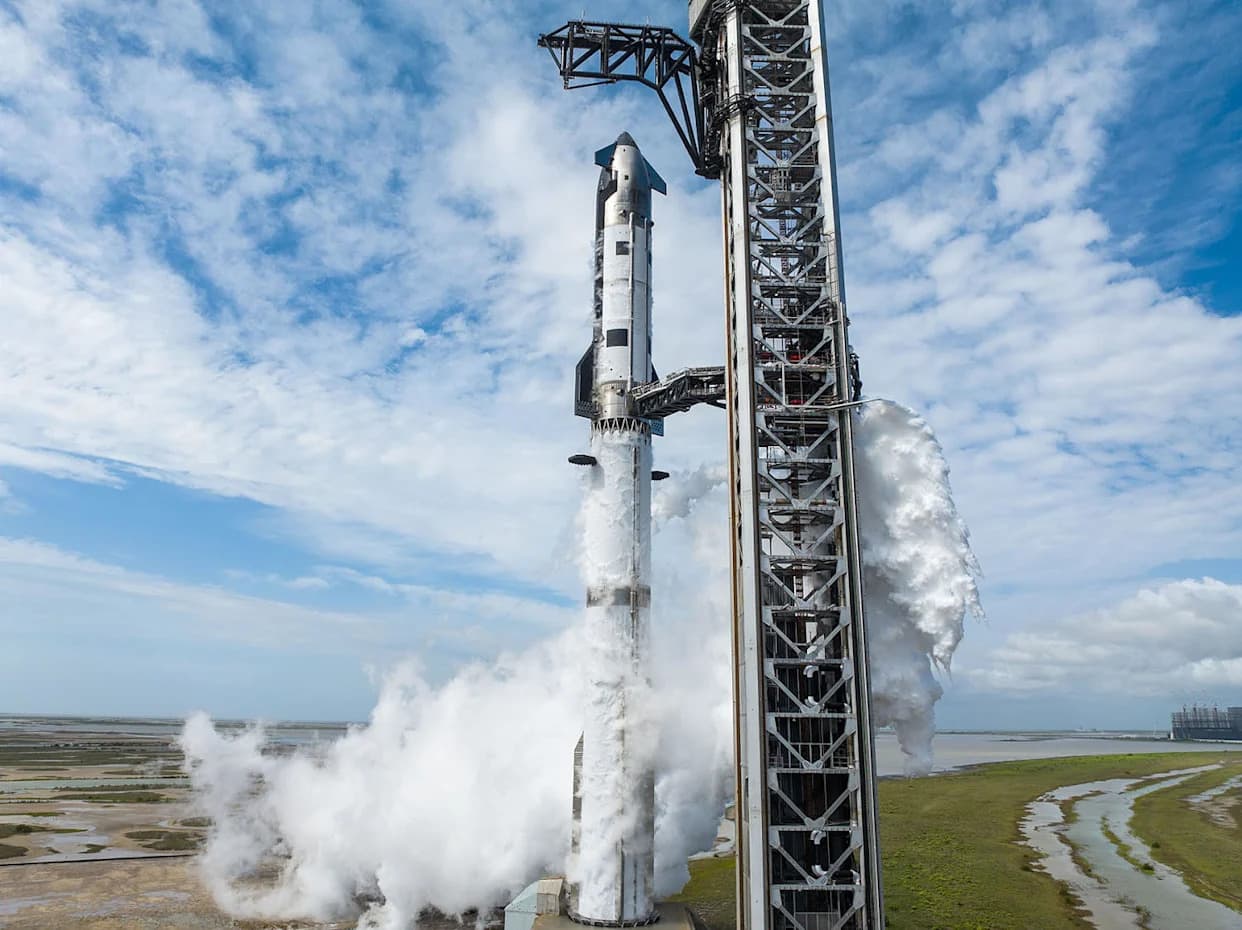 SpaceX Testira Starship V3 — Kritičan Probni Let Pre Velikog IPO-a i Misija Artemis