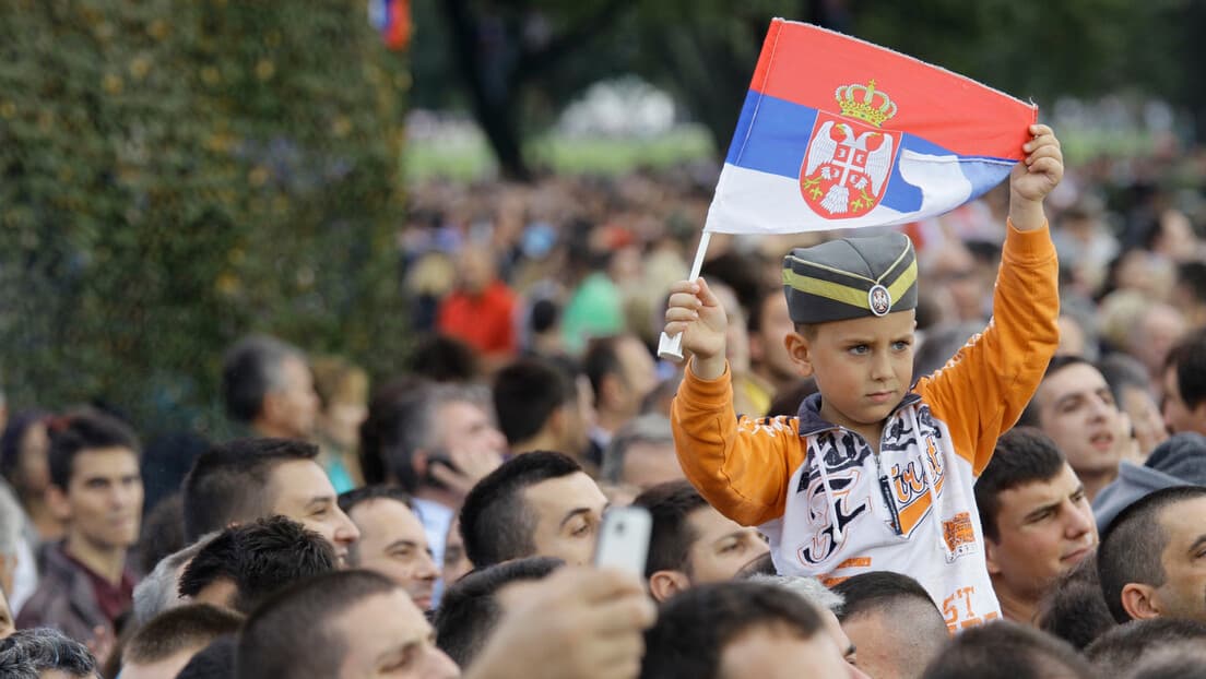 Eurostat: 76,6% Domaćinstava U EU Bez Dece — Šta To Znači Za Srbiju i Porodično Zakonodavstvo?