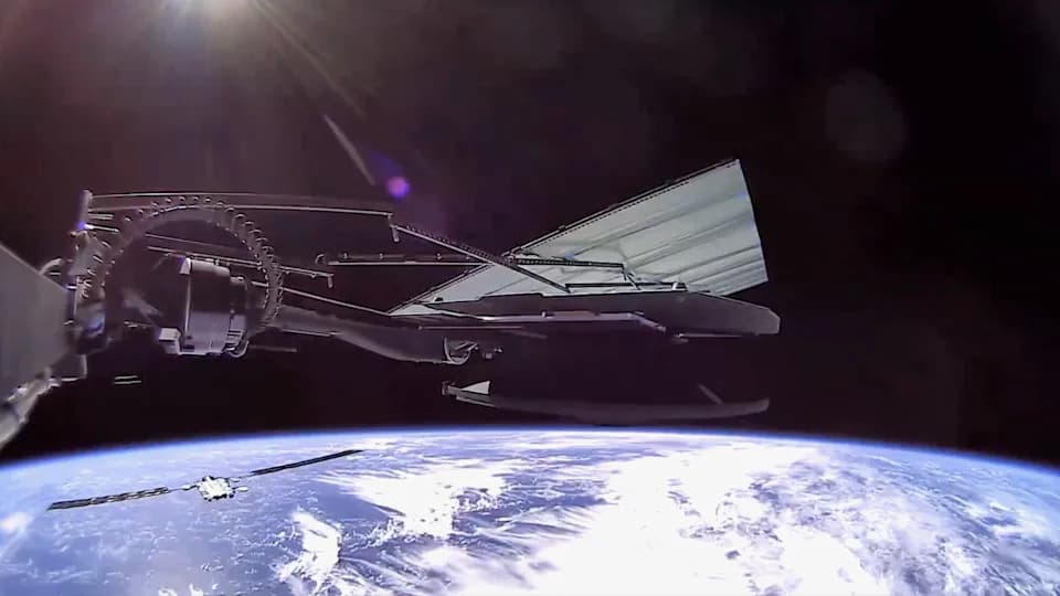 Starlink i Druge Megakonstelacije Mogu Delovati Kao "Neregulisani Geo-inženjering" — Naučnici Pozivaju Na Hitnu Regulaciju