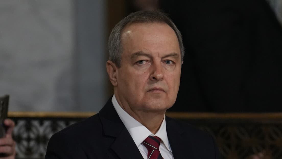 Dačić poslao hitnu depešu MUP-u: Šta je strogo zabranjeno policijskim službenicima
