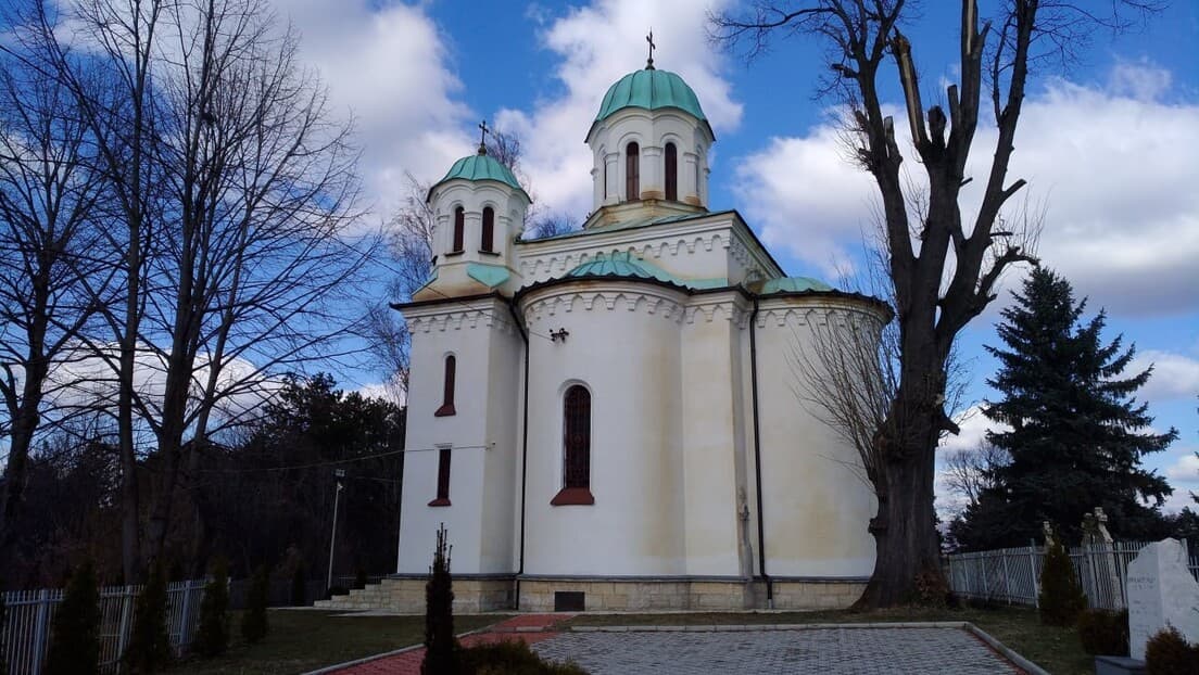 Oskrnavljen Hram Svetog Georgija u Tuzli — Srpska Zajednica Zabrinuta