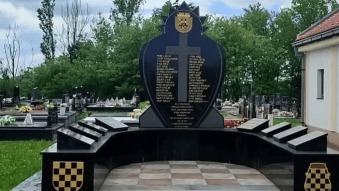 U Modranu kod Dervente uklonjen spomenik sa ustaškim simbolima — Gradska uprava poziva na smirenost (FOTO)