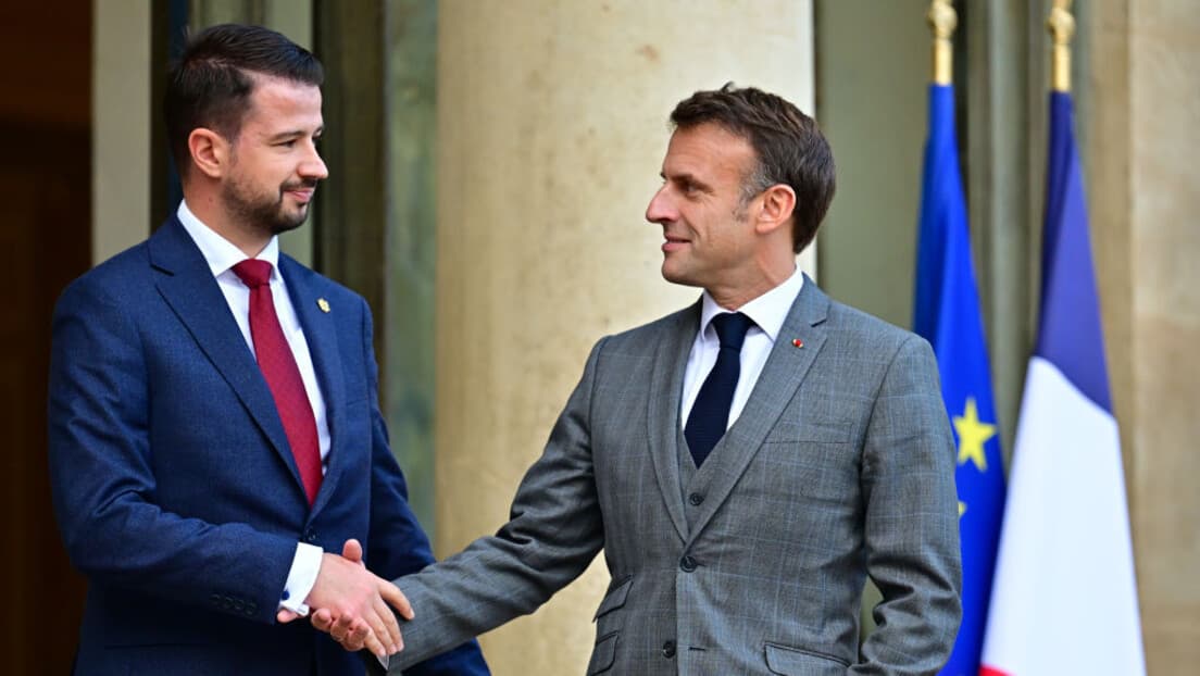 Prvo orden, pa zvanična poseta: Milatović dodeljuje najviše odlikovanje Makronu tokom istorijske posete