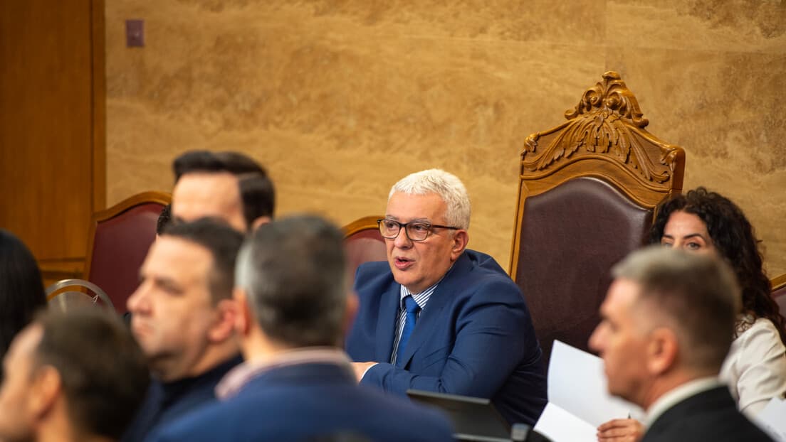 Crna Gora Usvojila Zakon o Dinastiji Petrović Njegoš — Mandić Najavio Restituciju SPC i Karađorđevićima