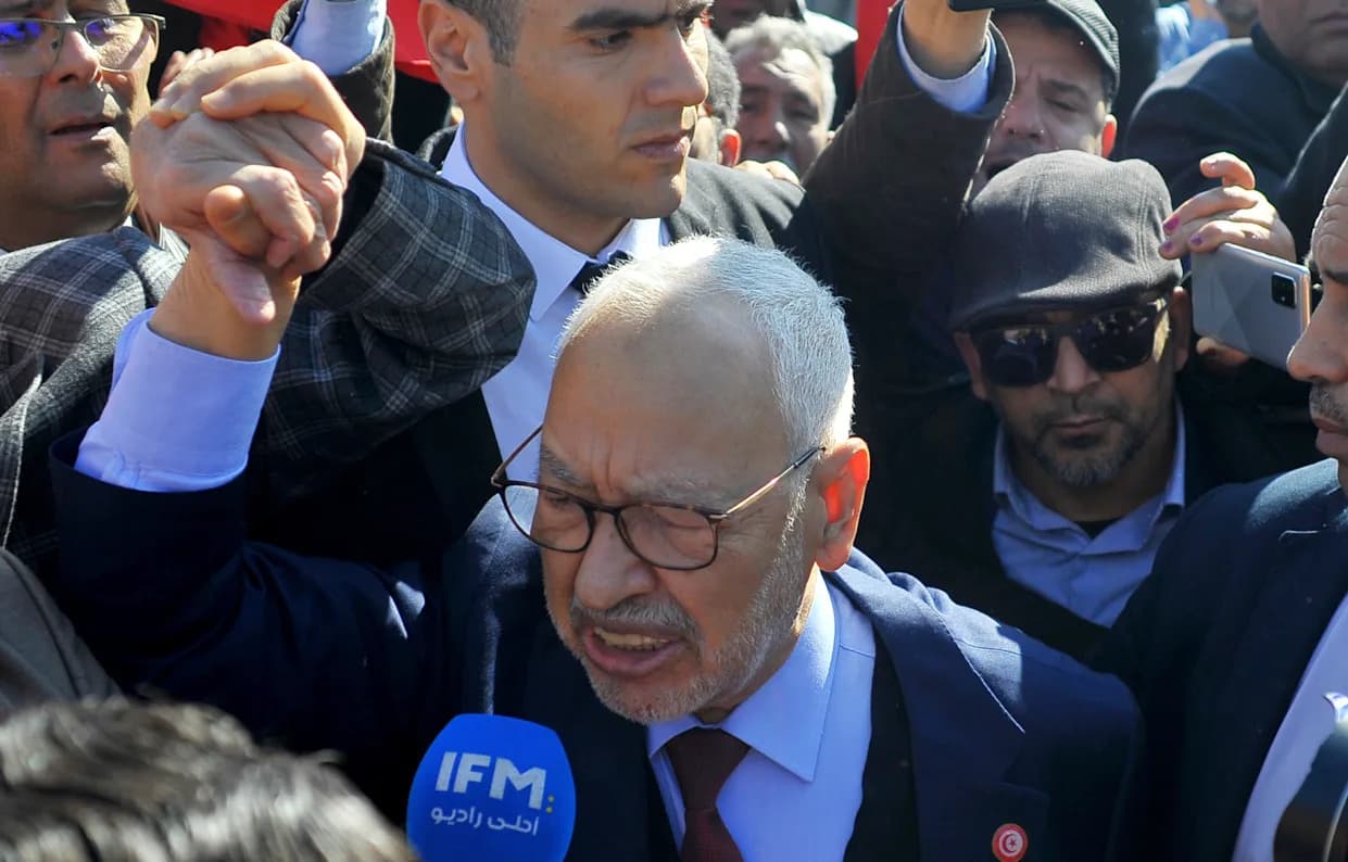 Doživotni zatvor za Racheda Ghannouchija — Tuniski sud izrekao teške kazne u slučaju 'tajni aparat'