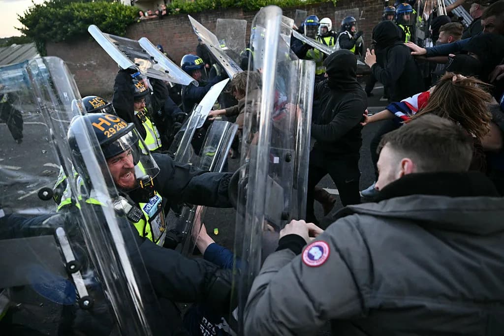 Premijer Starmer Osudio Nasilje Posle Objave Policijskih Snimaka Usljed Ubistva Studenta