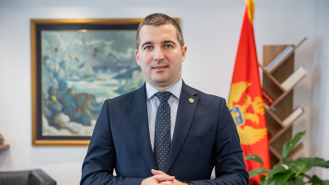 Bečić: Svi kapaciteti sektora bezbednosti angažovani za zaštitu samita — vraćeno 87 putnika