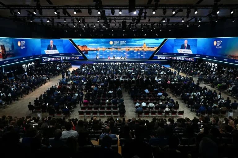 Stotine dronova gađale Rusiju na dan završetka SPIEF-a — 376 presretnuto, jedan poginuo