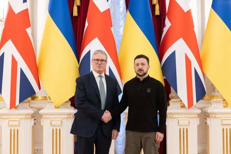 Starmer Domaćin: Volodimir Zelenski, Macron i Merz Sastaju Se u Londonu o Podršci Ukrajini