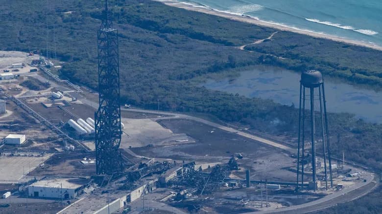 Blue Origin Veruje Da New Glenn Može Ponovo Poleteti Do Kraja Godine, Ali Eksplodirana Lansirna Rampa Ostaje Problem