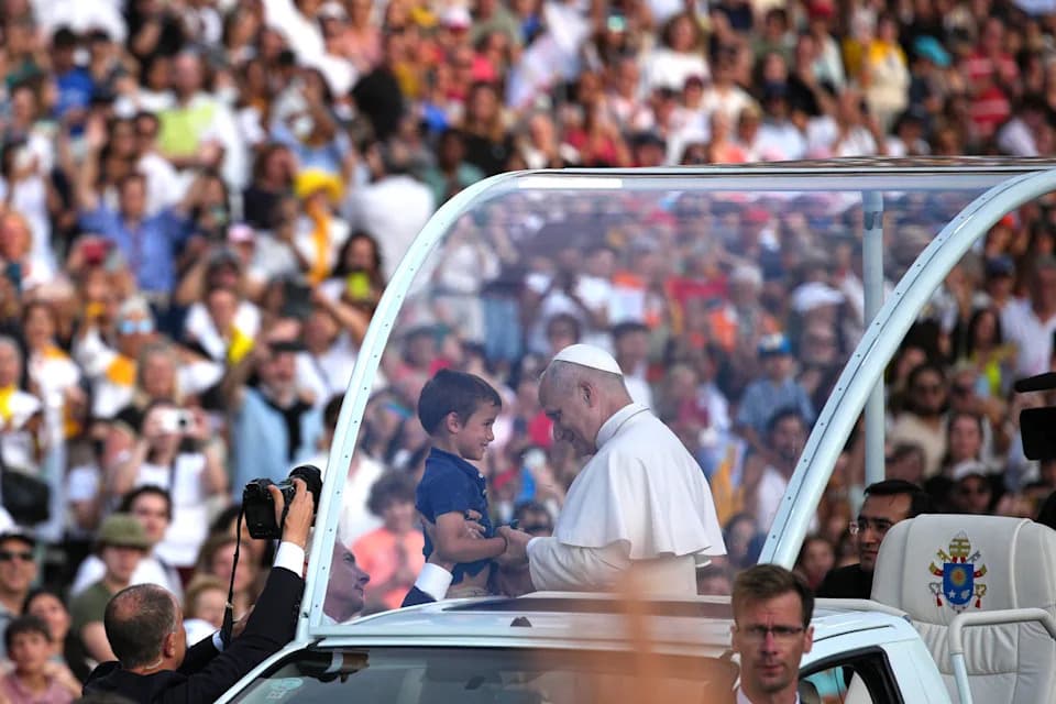 Papa Obeležava Stogodišnjicu Gaudijeve Smrti: Misa u Sagrada Familiji i Molitva na Montserratu