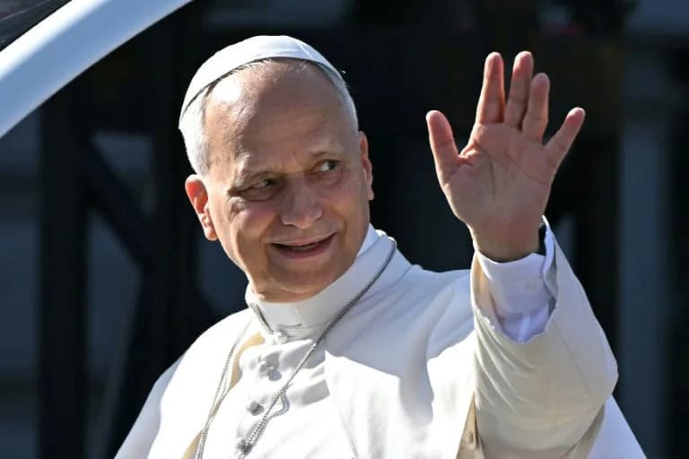 Papa Leo XIV Cilja Mlade: Od "6-7" Gesta do Privatnog Sastanka sa Bad Bunnyjem