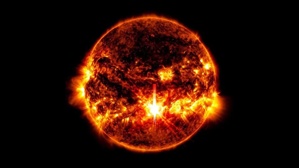 Satima Pre X9 Flare‑a: Retka IRIS Opservacija Otkriva Rane Znakove Na Suncu