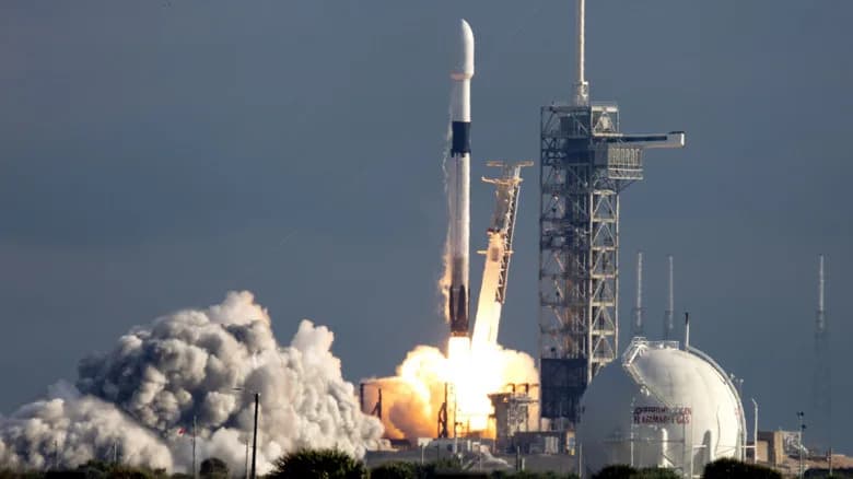 Falcon 9: Prvi Dokaz 'Nevidljivog' Zagađenja — Oblak Litijuma Preko Evrope Posle Nekontrolisanog Re‑ulaska