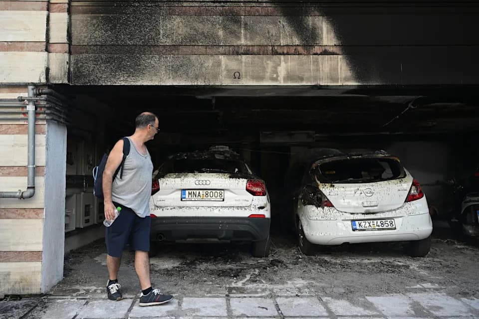 Noć napada u Solunu: Molotovljevi kokteli pogodili domove članova New Democracy, petoro hospitalizovano