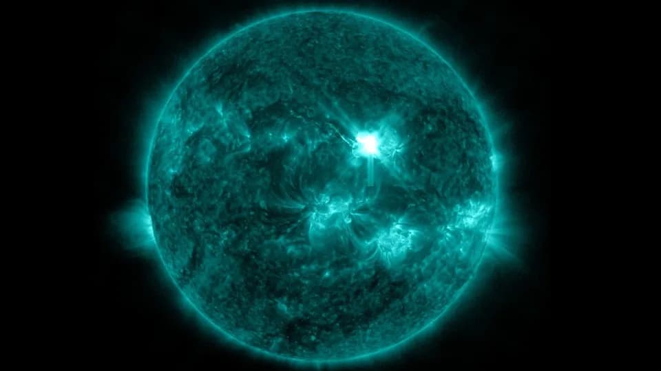 Snažan X1.1 Solarni Bljesak Izazvao R3 Radio Prekide, NOAA Izdala G2 Upozorenje