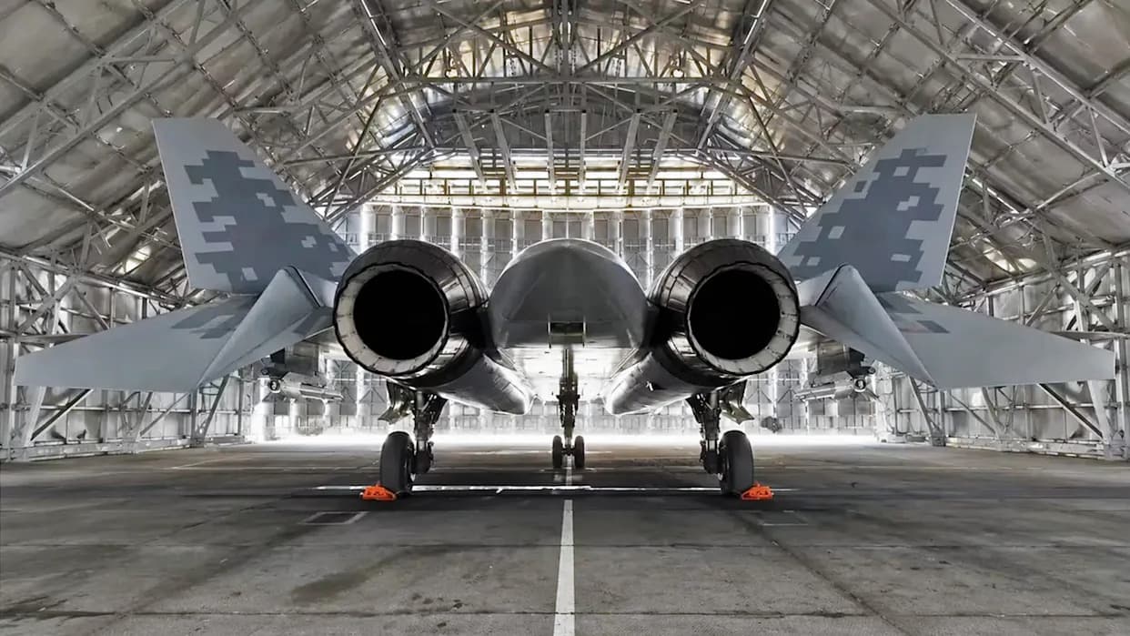 Su-57 Prilagođen Za Lov Na Dronove? Fotografije Pokazuju Neobičnu Spoljnu Montažu