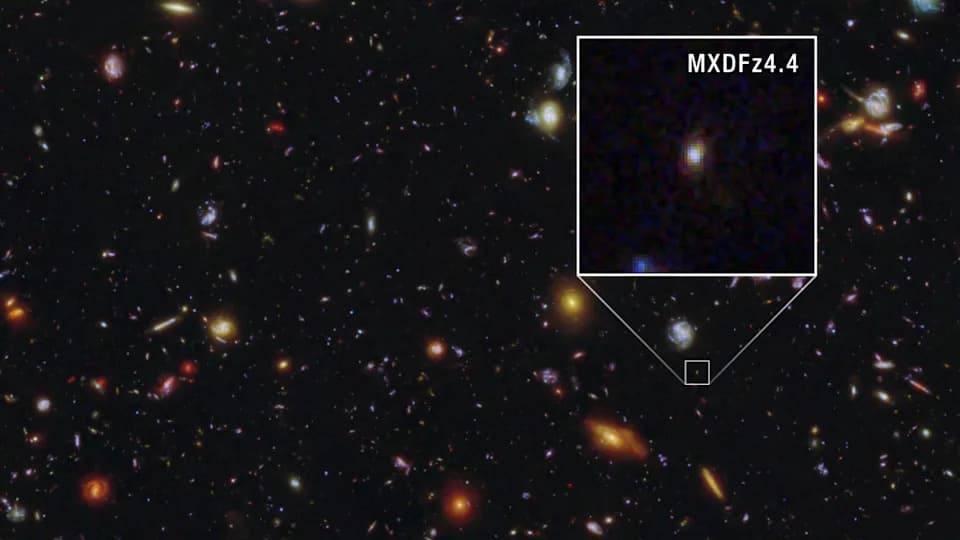Hubble Otkrio «Nemoguću» Svetlost Iz Najranije Galaksije MXDFz4.4