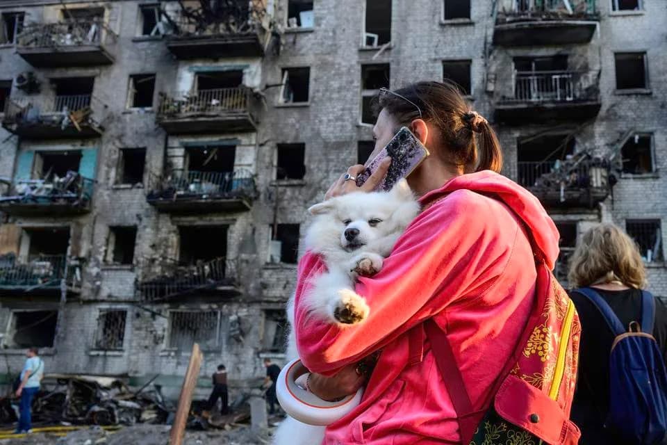 Masovni raketno-dronski napad na Ukrajinu: 74 projektila i 496 dronova, najmanje 22 poginula u Kijevu