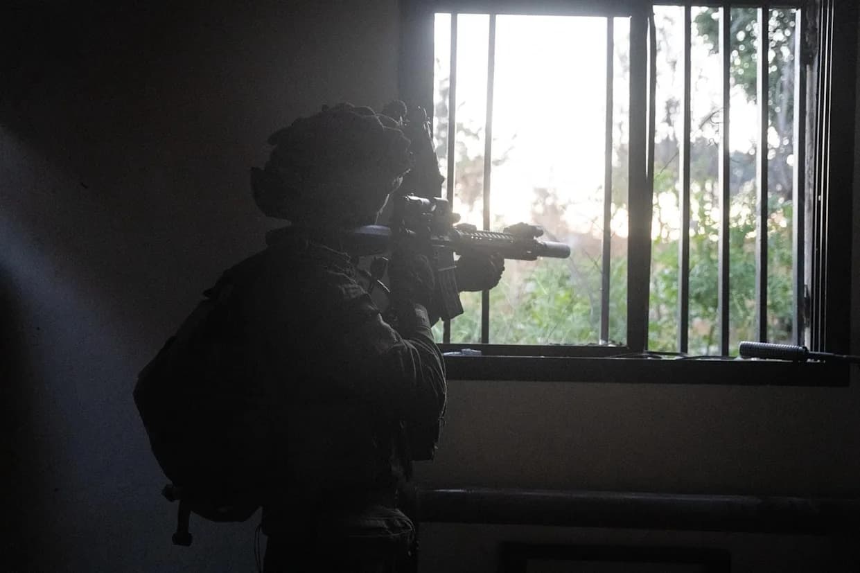 Rezervista IDF‑a Teško Ranjen U Sukobu Sa Pripadnikom Hezbolaha U Bint Jbailu