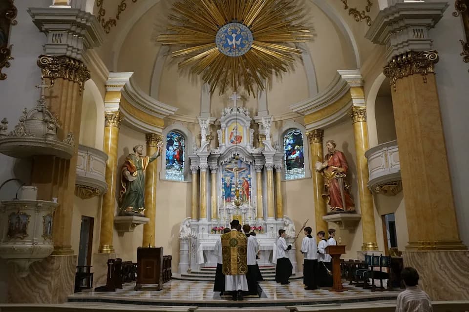 Latinska misa u St. Paulu: Kako jedna župa spaja tradiciju i vernost papi posle raskola SSPX