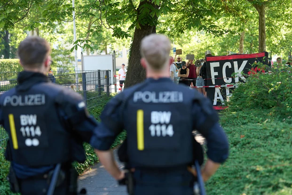 Veliki protesti u Erfurtu prate dvodnevni kongres AfD — policija očekuje 50.000 demonstranata
