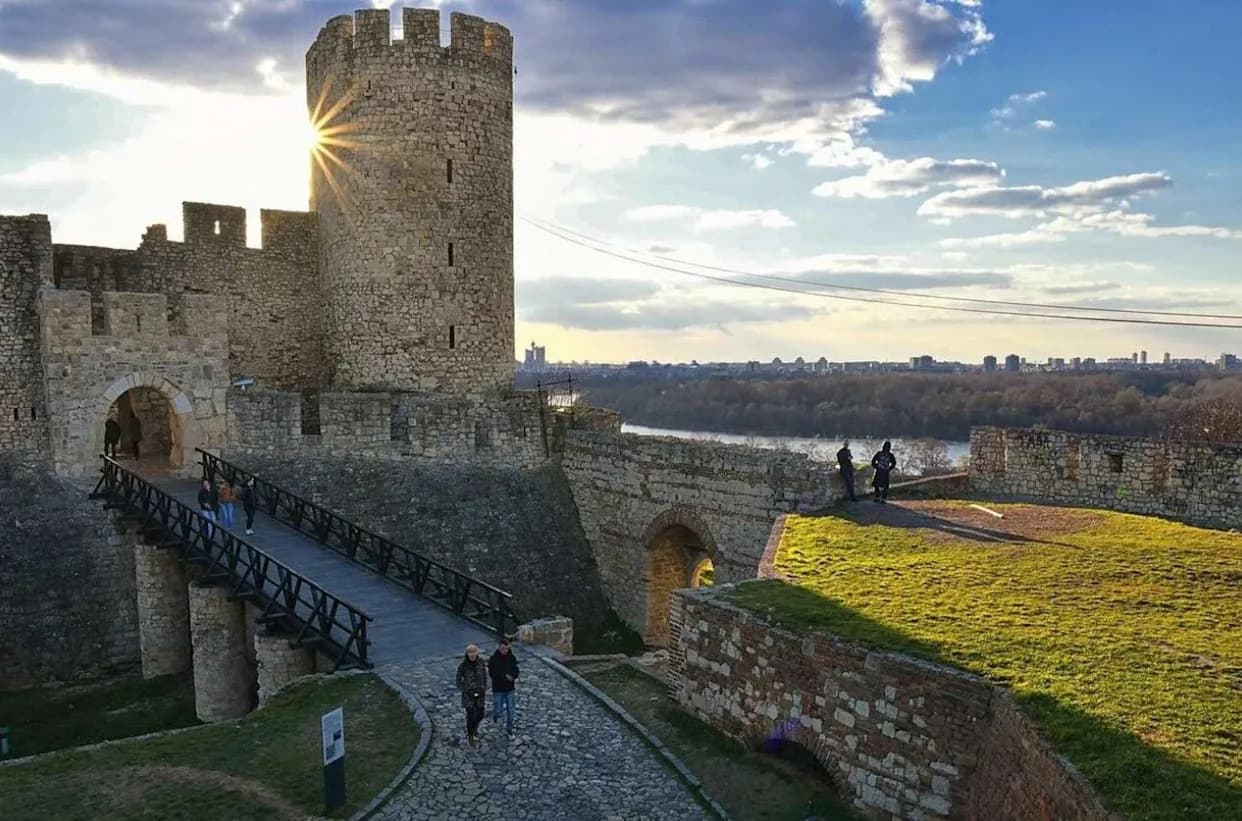 Kosti kamile iz Beogradske tvrđave: Prvi fizički dokaz srednjovekovnog hibrida na Balkanu
