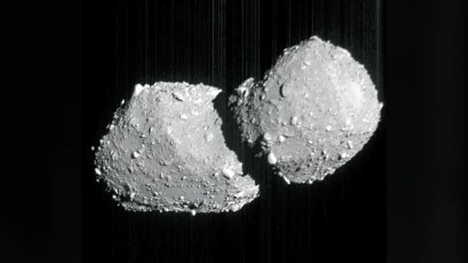 Hayabusa2 Uslikala 'Dvoglavi' Asteroid Torifune Sa 100 Miliona km — Impresivni Optički i Infracrveni Snimci