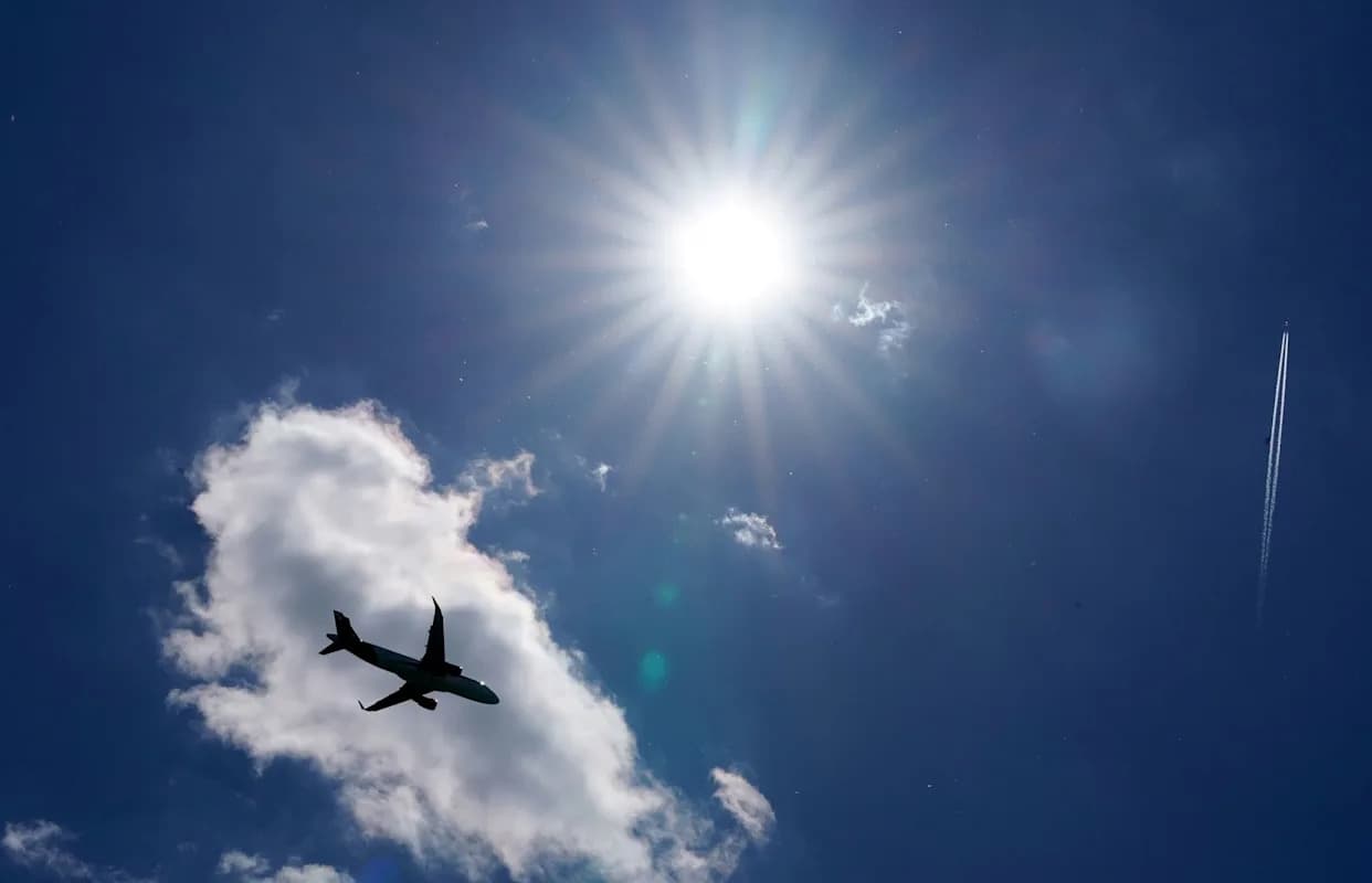 Evropski parlament usvojio nova pravila za avionske putnike — besplatno porodično sedenje i zadržane kompenzacije
