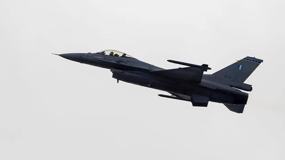 F-16 Prinudno Sleteo Na Zakynthos: Avion Se Zapalio, Pista Privremeno Zatvorena