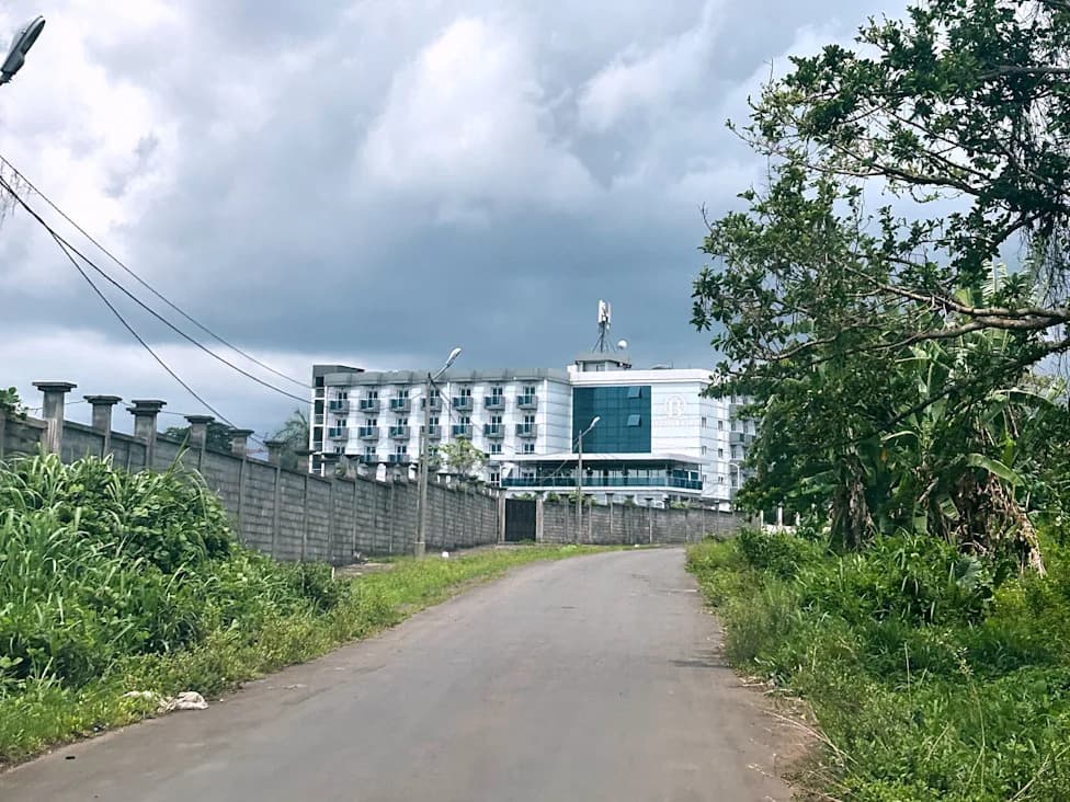 Sumnja na ebolu u hotelu gde su smešteni deportovani iz SAD, tvrde advokati