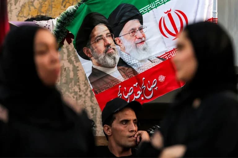 Izostanak Mojtabe Khameneja Sa Sahrane Otkriva Promenu Ravnoteže Moći u Iranu