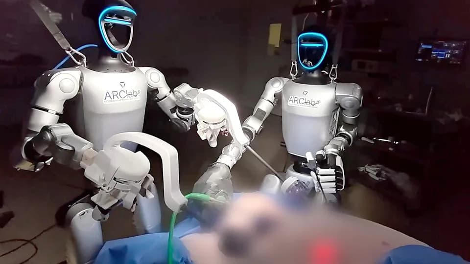 Humanoidni roboti 'Surgie' izveli dve operacije na svinjama — važan korak ka hirurgiji van bolnice