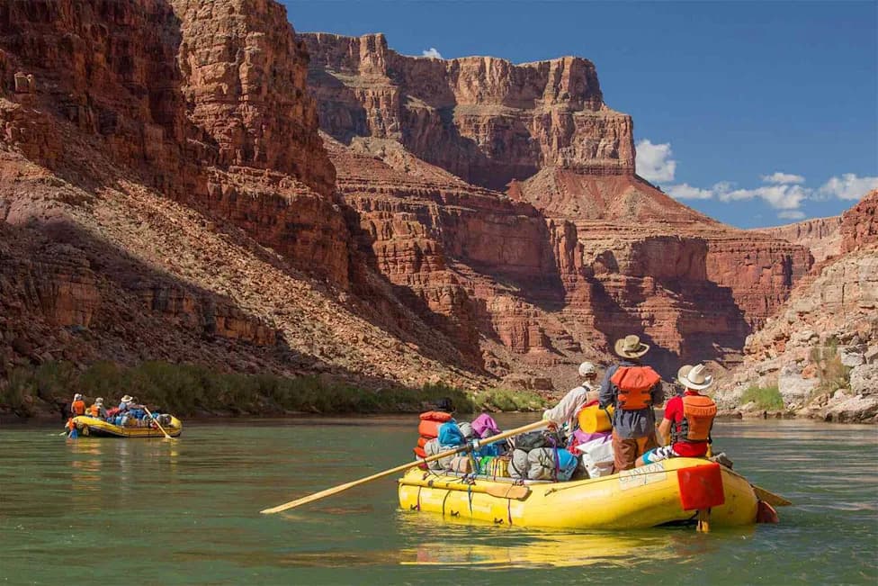 Tajanstvena bolest posle raftinga u Grand Canyonu: rafteri prijavljuju groznicu, bolove i oticanje