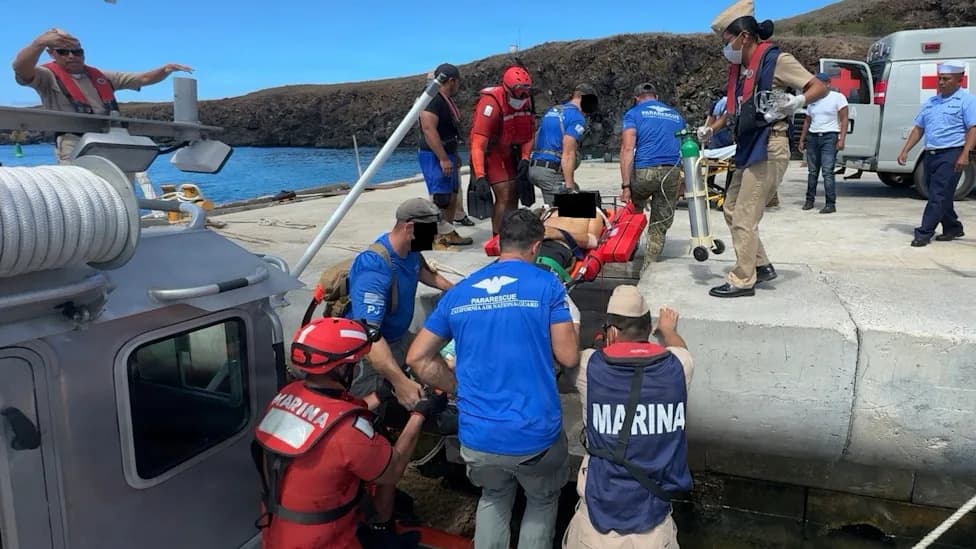 Dramsko spasavanje na Pacifiku: Pararescue spasioci skočili u more da spasu ribara 700 nautičkih milja od obale