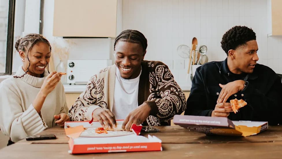 Počinje fakultet? Besplatna MenB vakcina u apotekama u Engleskoj — šta treba da znate