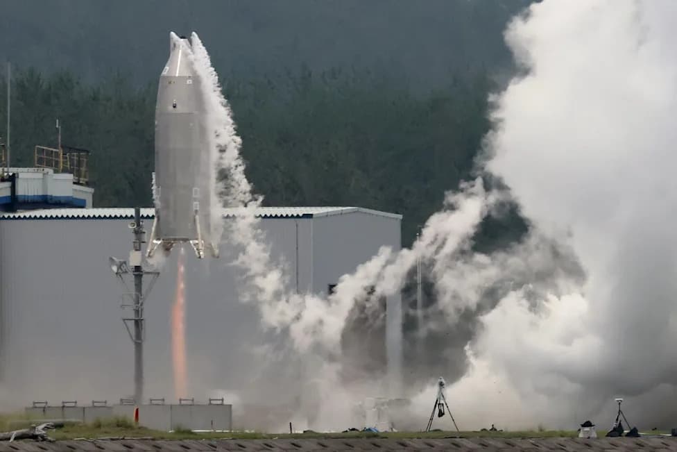 JAXA Prvi Put Uspešno Sletela Eksperimentalnu Višekratnu Raketu RV‑X