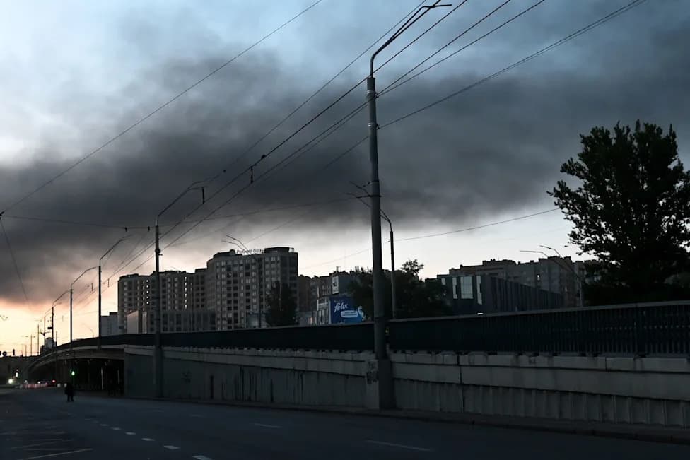 Rusija Izvela Još Jedan Noćni Balistički Napad Na Kijev — Eksplozije I Požari U Centru